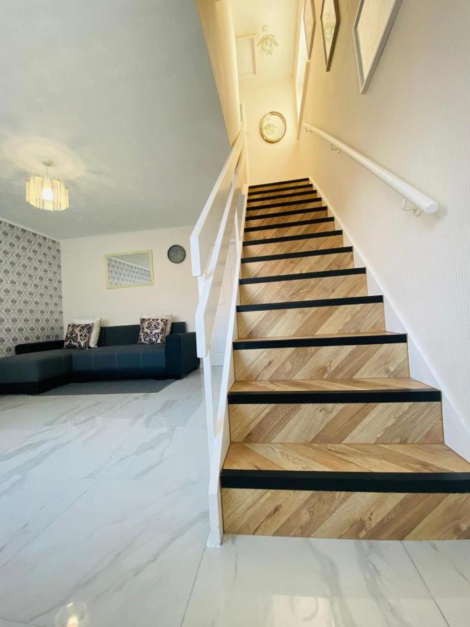 Gardner Holidays House Manchester Esterno foto