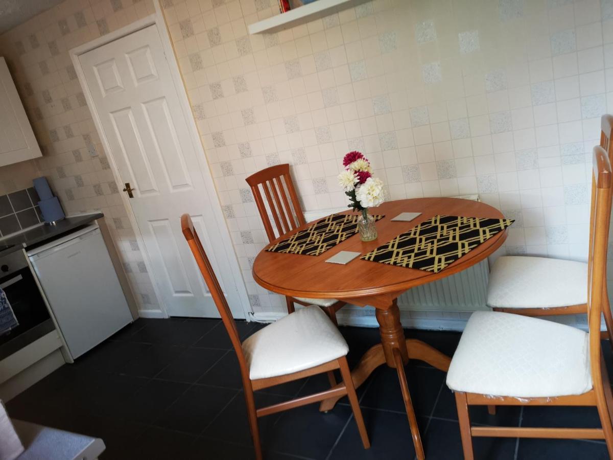 Gardner Holidays House Manchester Esterno foto